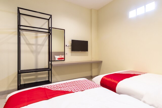 OYO 1185 ブキット トエドジョ レジデンス シャリーア