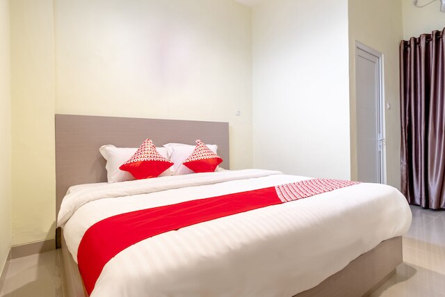 OYO 1185 ブキット トエドジョ レジデンス シャリーア