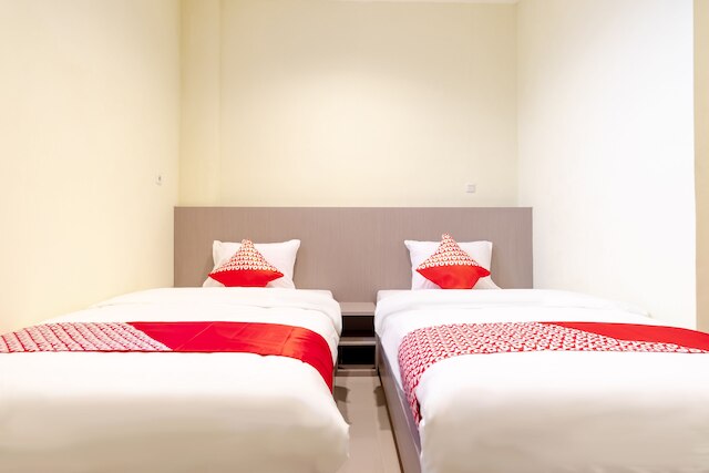 OYO 1185 ブキット トエドジョ レジデンス シャリーア