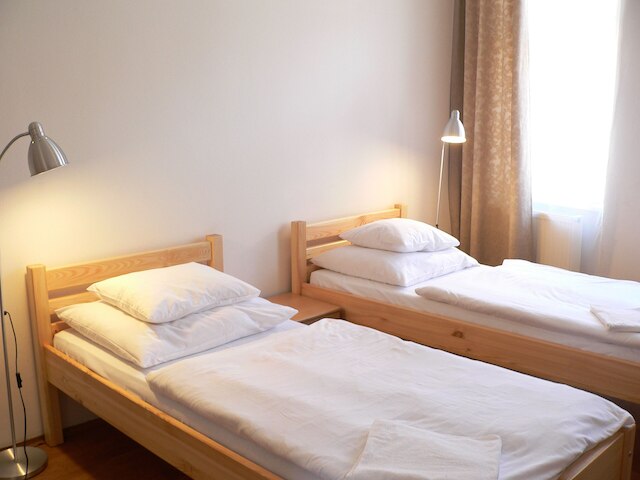 テイズ アパートメンツ