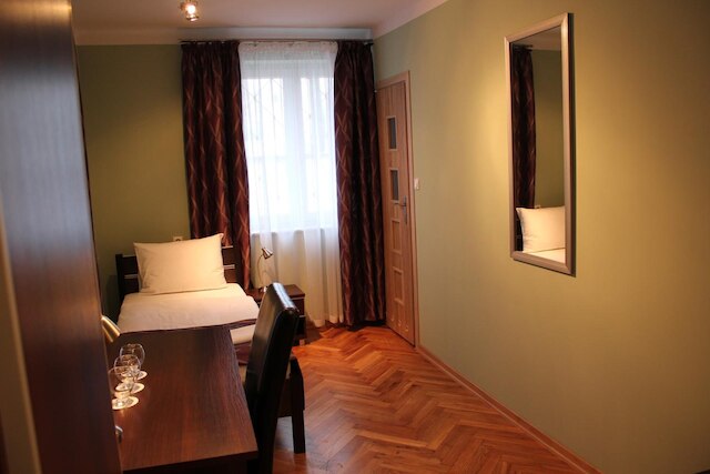 ホステル ビヤウィ ドム