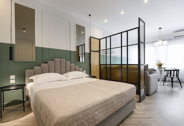 アテニアン センセーション アパートメンツ & スイーツ