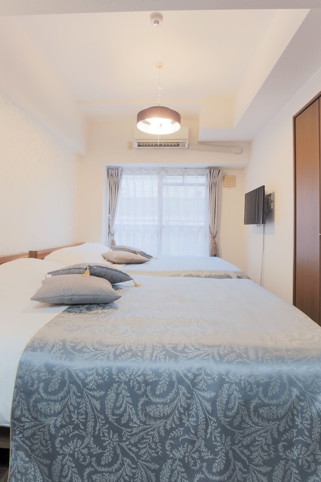 Grand Court Namba 205