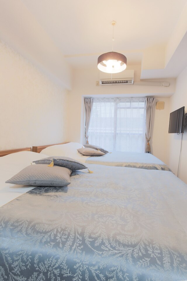 Grand Court Namba 205