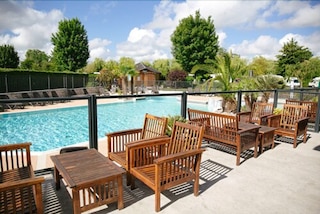 キャンピング ハリオティス