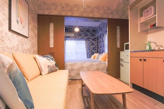 Grand Court Namba 206