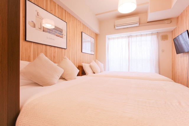 Grand Court Namba 605