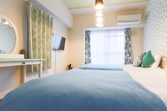 Grand Court Namba 701