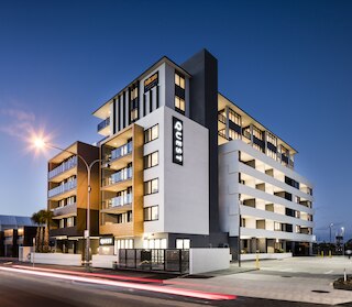 クエスト ロビーナ