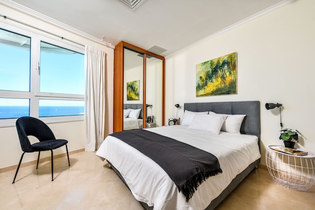 ビーチとフル オーシャン ビューのバルコニー付き