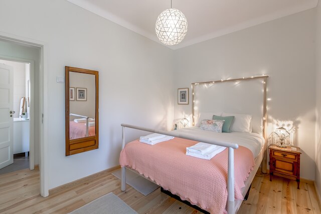 サニー ブライト アンド クワイエット アパートメント バイ タイムクラー