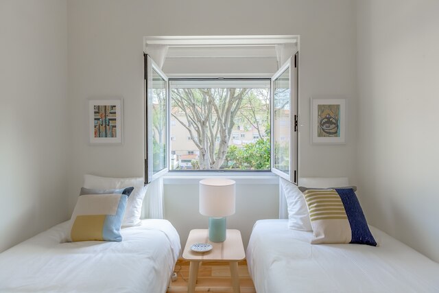 サニー ブライト アンド クワイエット アパートメント バイ タイムクラー