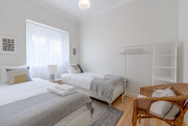 サニー ブライト アンド クワイエット アパートメント バイ タイムクラー