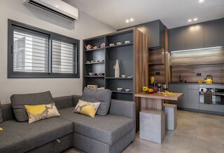 サニー スタジオ ニア ザ ビーチ バイ シー N レント