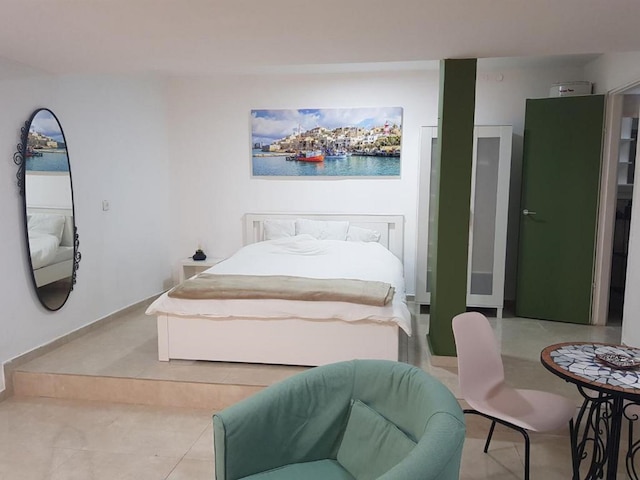 オールド ジャファにある広くてきれいなスタジオ