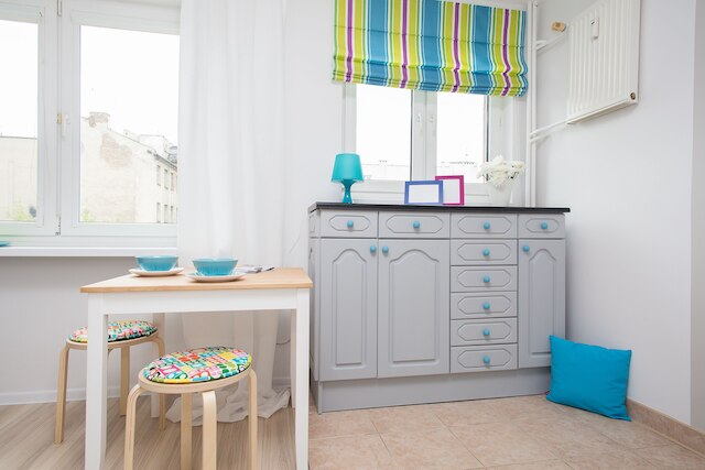 ターコイズ スタジオ ゼラズナ