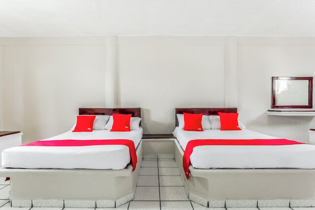 OYO ホテル  ジャガー