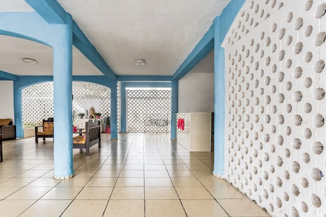 OYO ホテル  ジャガー