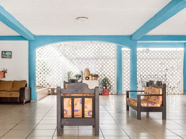 OYO ホテル  ジャガー