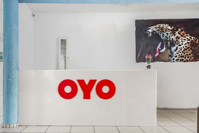 OYO ホテル  ジャガー