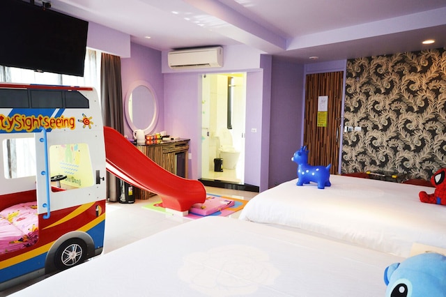 ディウ ディウ ダン ファミリー ホームステイ