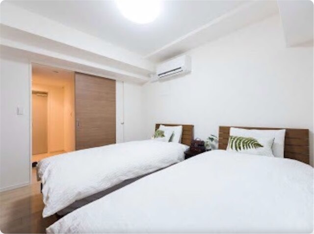 クリスタルエグゼ日本橋