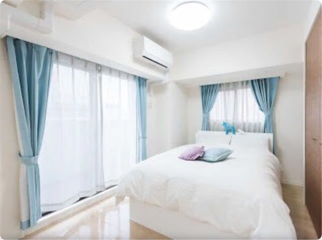 クリスタルエグゼ日本橋