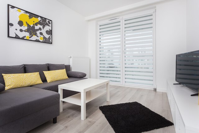 インポイント タウロン アリーナ アパートメント