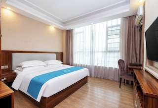 広州ヘロング ホテル (广州红叶酒店)