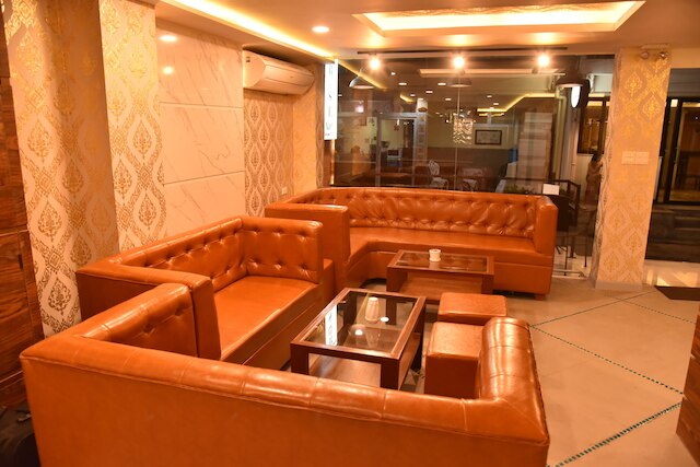 ローズ ナナ ホテル