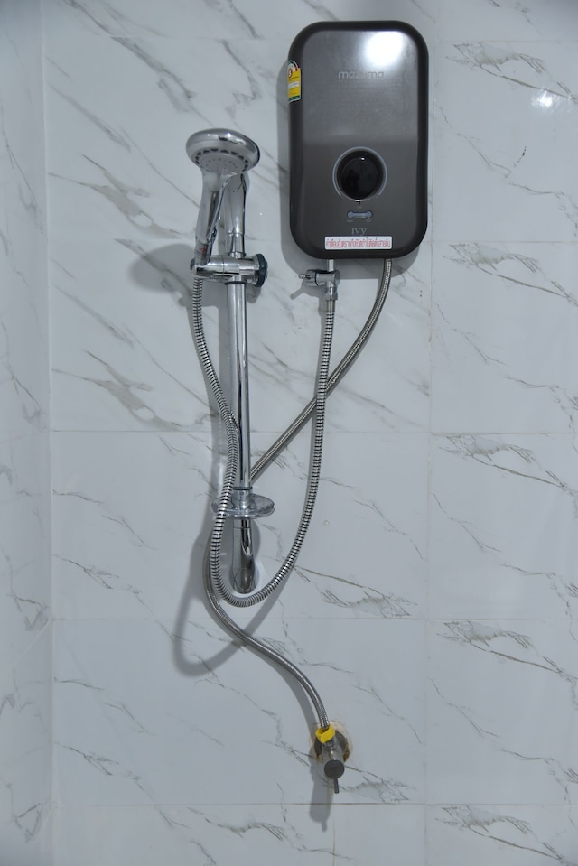 ローズ ナナ ホテル