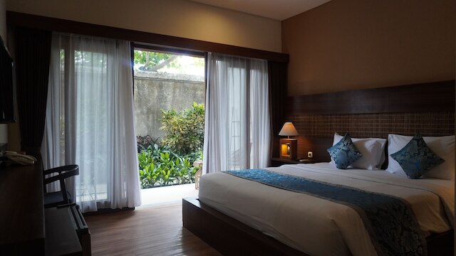 ラタン ホテル ウルワツ