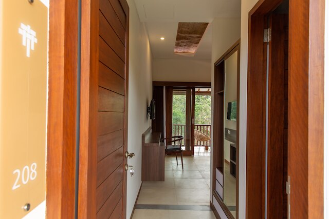 ラタン ホテル ウルワツ