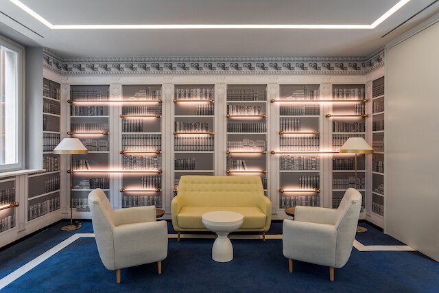 ルーム メイト コレクション フィリッポ、ローマ-フォンターナ ディ トレヴィ