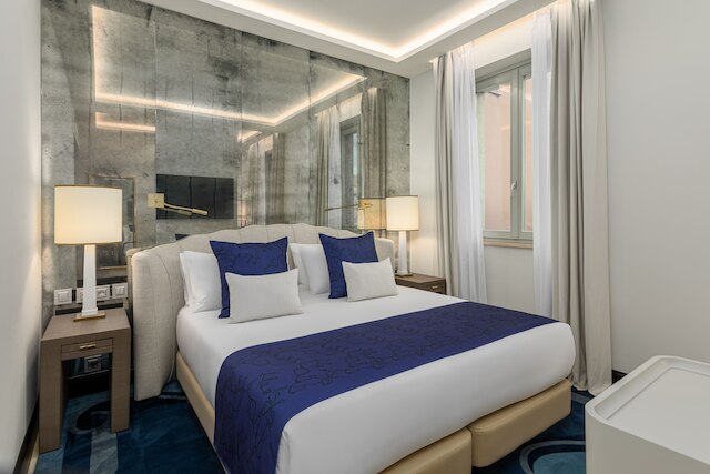 ルーム メイト コレクション フィリッポ、ローマ-フォンターナ ディ トレヴィ