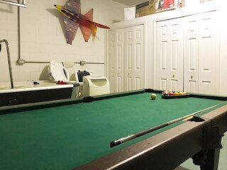 ベッドルーム 7 室付きの大きなプライベート バケーション ホーム、フロリダ ドリーム ホームズ