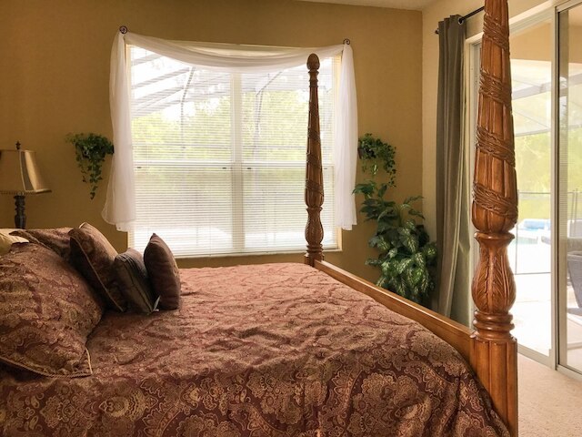 ベッドルーム 7 室付きの大きなプライベート バケーション ホーム、フロリダ ドリーム ホームズ