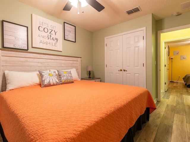 プライベート スクリーンド スプラッシュ プール オーバールッキング トランキル レイク ライト ビサイド ディズニー ワールド バイ フロリダ ドリーム ホームズ