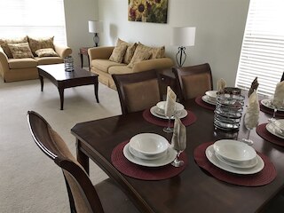 4 ベッド アンド 3 バス イン パーフェクト ロケーション ウィズ プール バイ フロリダ ドリーム ホーム