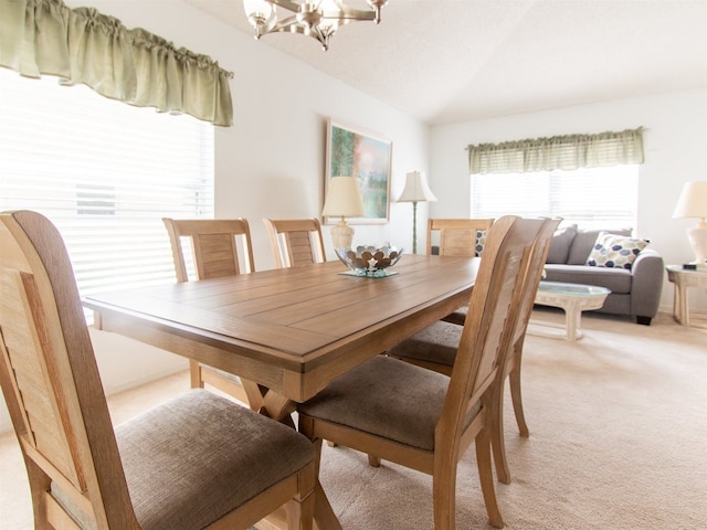 ベッドルーム 3 室付きのホーム、仕切り付きプライベートプール、岩の滝、ゲームルームあり、フロリダ ドリーム ホームズ