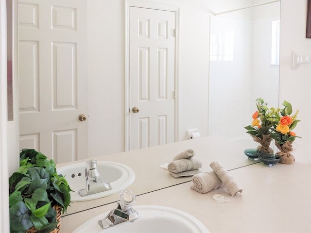 ベッド 5 台、8002