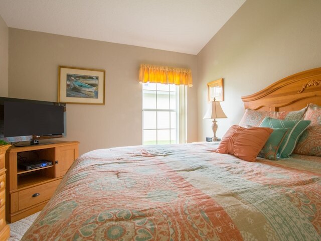 ベッド 4 台、8065