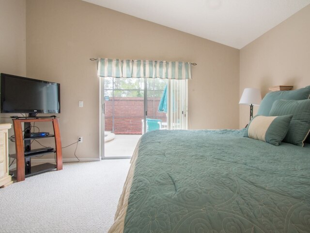 ベッド 4 台、8065