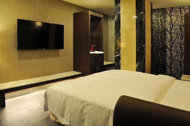 メイプル ホテル セカンド ブランチ (沐月二館 (喬麗大飯店))