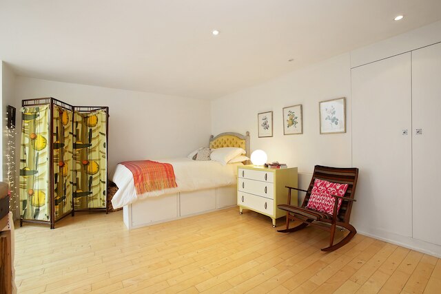 明るくシックなガーデン アパートメント