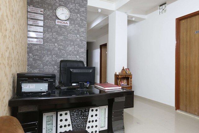 OYO 44400 リトリート イン