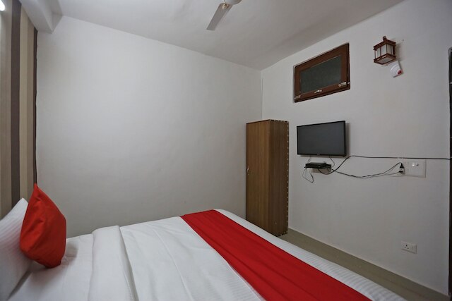 OYO 44400 リトリート イン