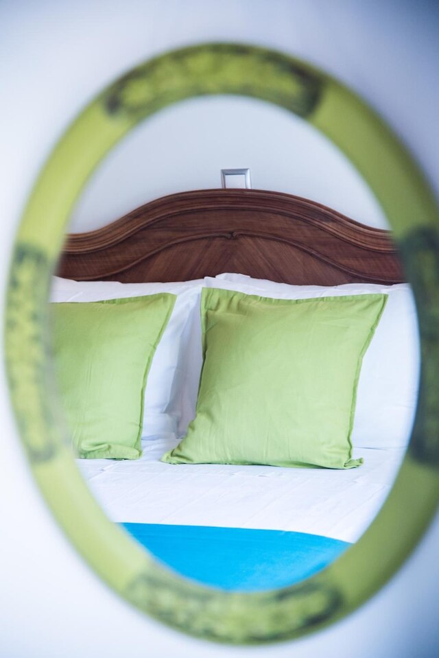 ラストニ アテネ スイーツ ネアラクロポリス アット ツァトソウ ストリート