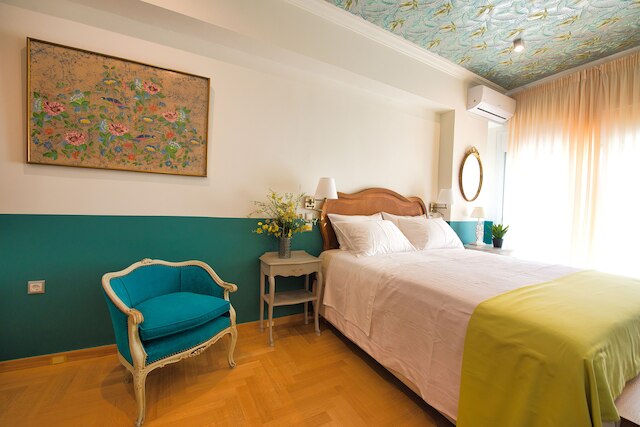 ラストニ アテネ スイーツ ネアラクロポリス アット ツァトソウ ストリート