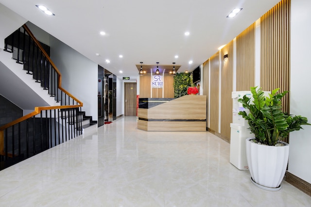 スリ アパートメント & ホテル ダナン